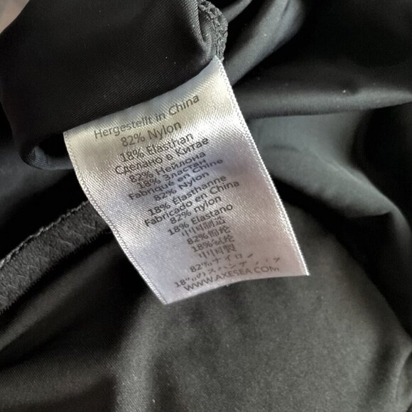 NEW RASHGUARD ONE PIECE SWIMSUIT UPF 50+ SUN PROTECTION LONG SLEEVE - Picture 8 of 10